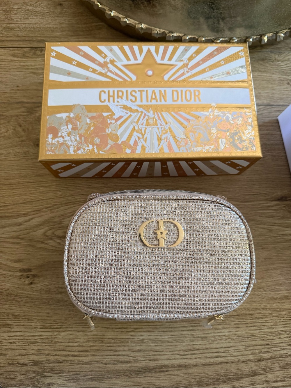 Dior holiday gift set- MASCARA, BLUSH AND MAKEUP BAG